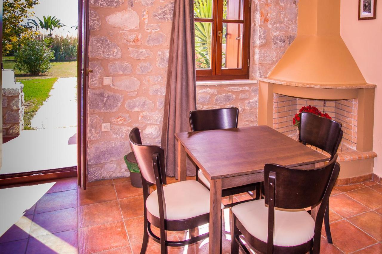 Ktima Petalea Villa Gytheio Exterior foto